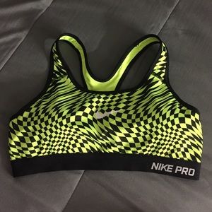 Nike Pro Dri-Fit sports bra