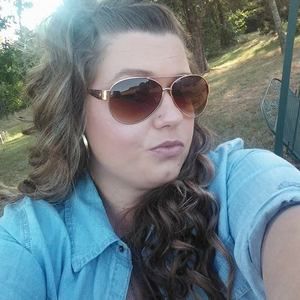 Meet your Posher, Brittney