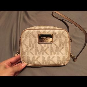 Michael Kors crossbody bag