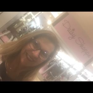 Meet your Posher, Beth