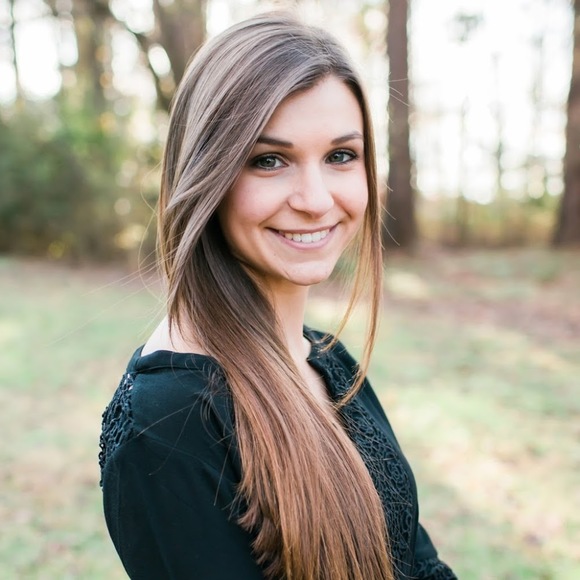 Meet your Posher, Mikaela