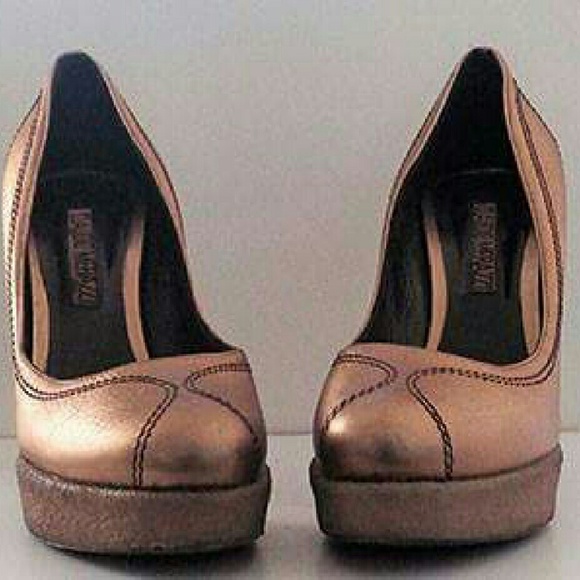 Claudia Merezzi heels