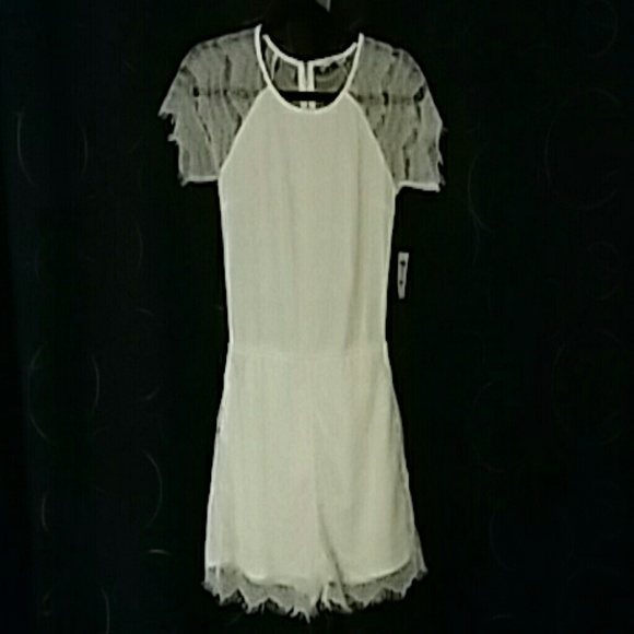 Charlotte Russe white crochet lace romper Medium