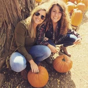 Meet your Posher, Dana