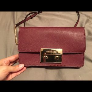 🎉🎉🎉SALE!! 🎉🎉Michael Kors crobbody bag