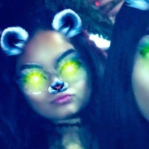 Meet your Posher, Daisy