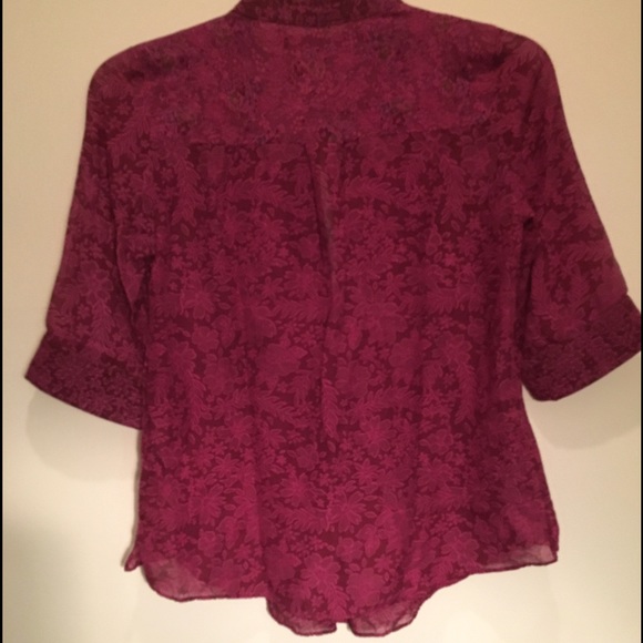 "A Common Thread" Embroidered Top - Picture 2 of 4