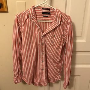 Nautical classic fit size small.