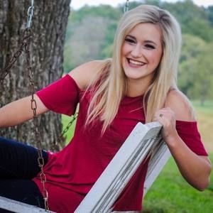 Meet your Posher, Kelsie