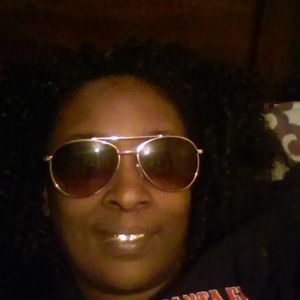 Meet your Posher, Yvonne