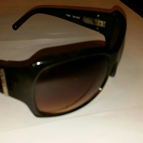 FOSSIL  SUNGLASSES!!! - Picture 3 of 4