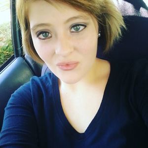 Meet your Posher, Sabrina