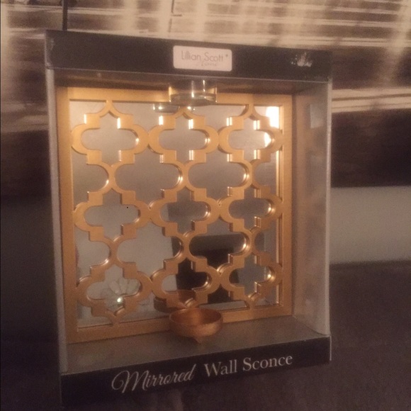 Pretty wall sconce 10 x 10 - Picture 3 of 3