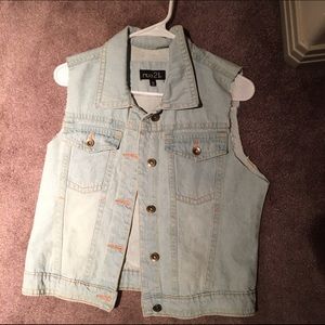 Jean Vest