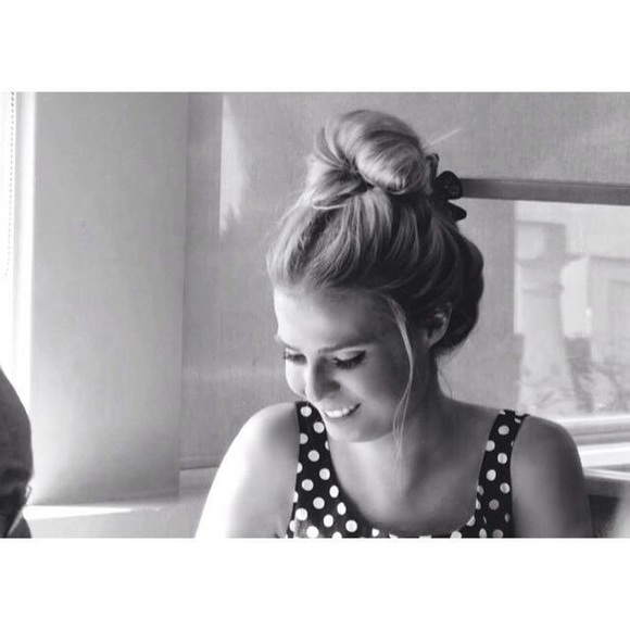 Meet your Posher, Em - Picture 3 of 3