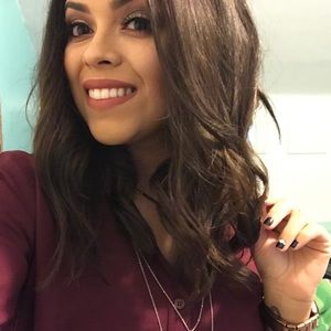 Meet your Posher, Alejandra