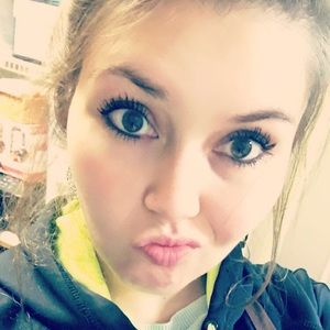 Meet your Posher, Tara