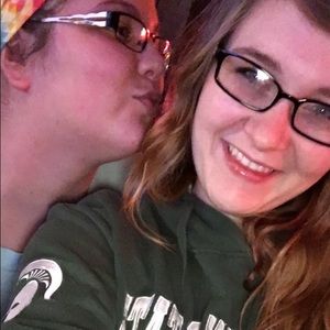 Meet your Posher, Mackenzie