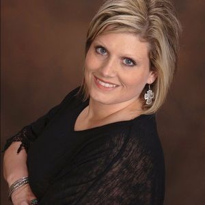 Meet your Posher, Melody