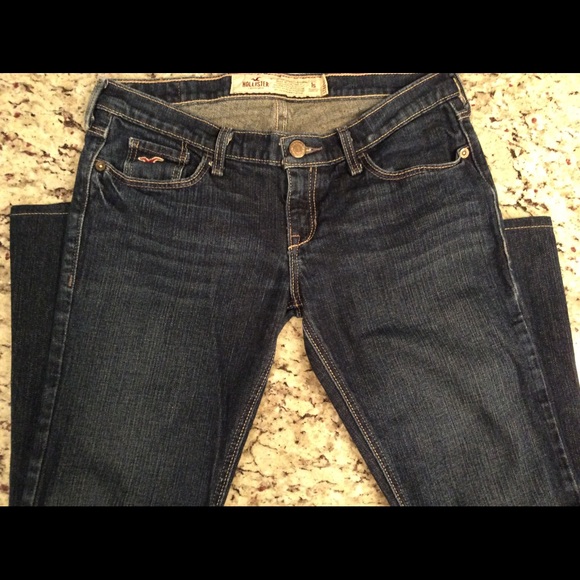 -Hollister- Stretch jeans! Flare,  1s Super cute!!