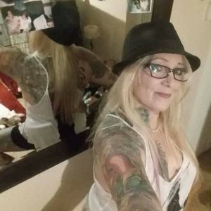 Meet your Posher, Jeani