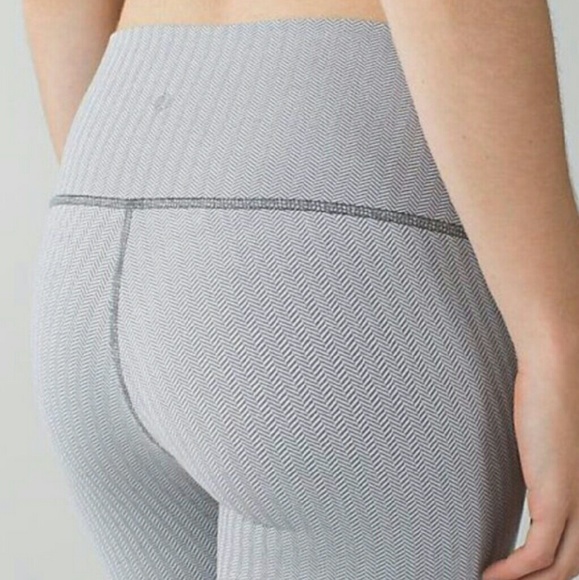 Lululemon High Times Sz 4