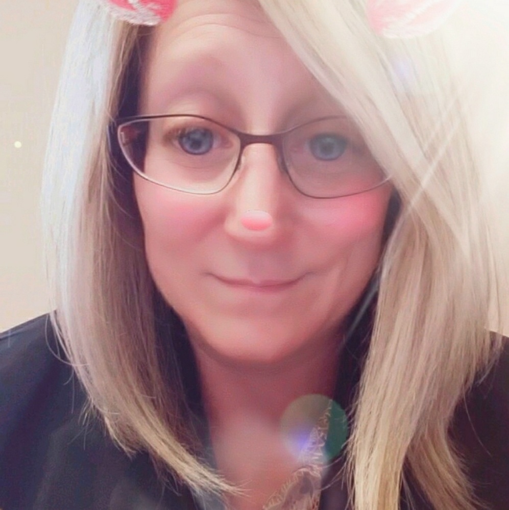 Meet your Posher, Stacy