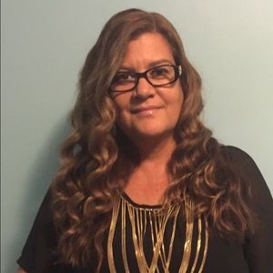 Meet your Posher, Mia