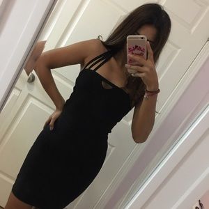 ❤️BF SALE ❤️ bebe bodycon black dress .