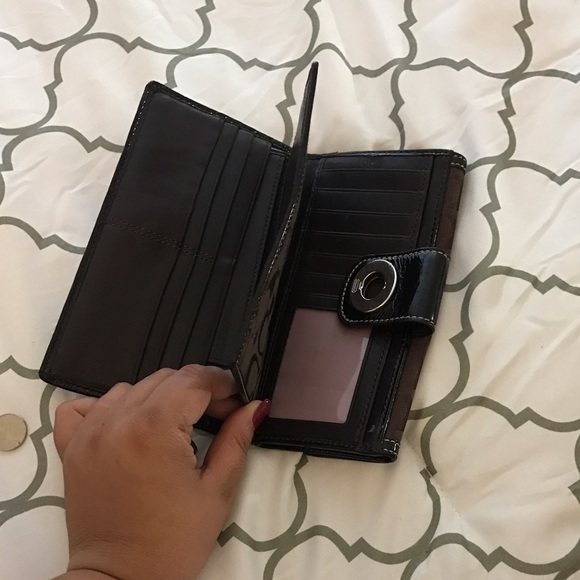 Wallet - Picture 3 of 3