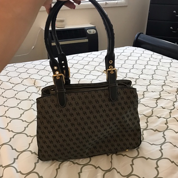 Shoulder bag