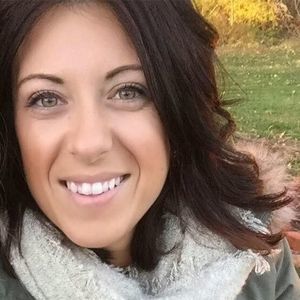Meet your Posher, Dana
