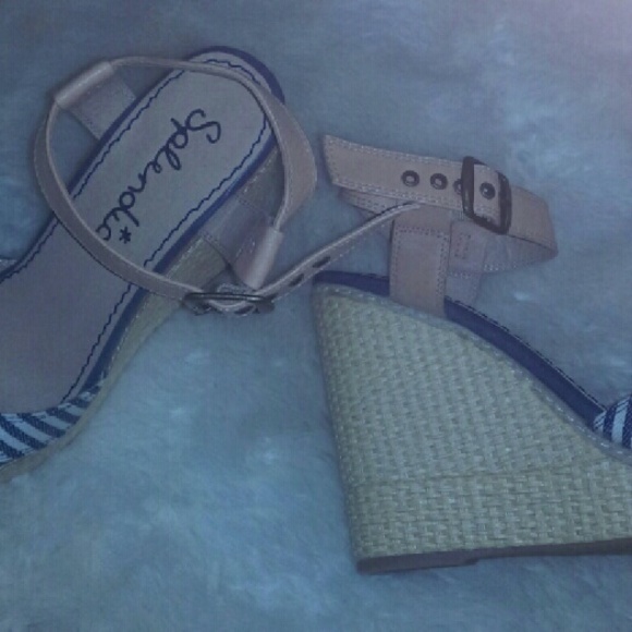 Splendid White & Blue Striped Sandal WedgesSz. 9 - Picture 3 of 4