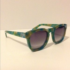 Wild fox "Classic Fox" sunglasses in blue green!
