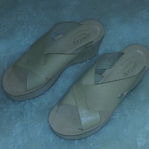 Kork- Ease Lana Platform Slides 9 Leather Wedges