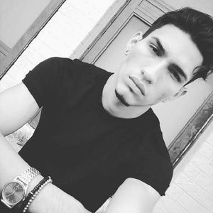 Meet your Posher, Jonathan