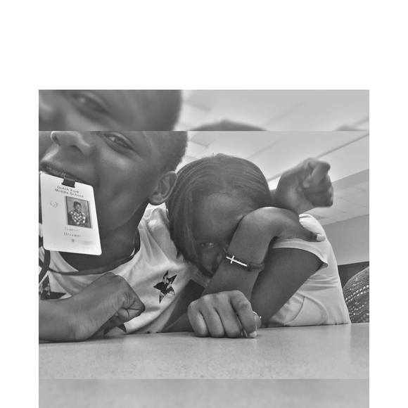 Meet your Posher, Daelin - Picture 1 of 1