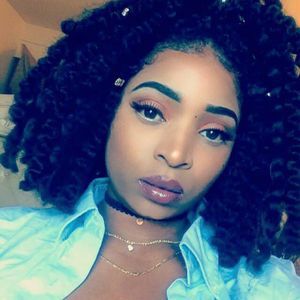 Meet your Posher, Sharnakay