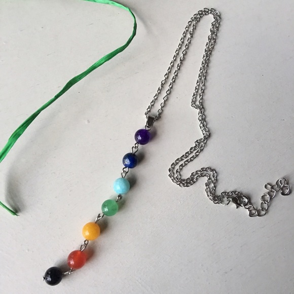 🆕Beautiful 7 Chakra Silver Necklace - Picture 2 of 3
