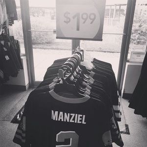 Meet your Posher, Dom