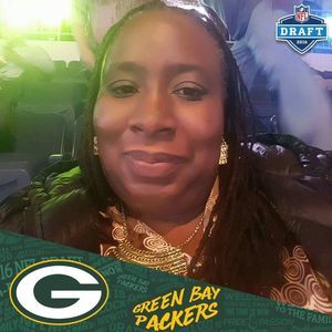 Meet your Posher, Latoya