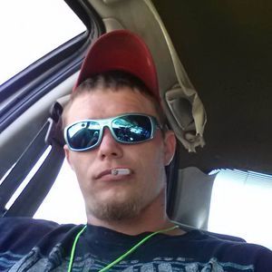 Meet your Posher, Hankie