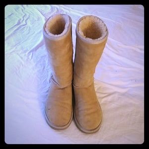 Classic Tall UGG Boots - Size 7