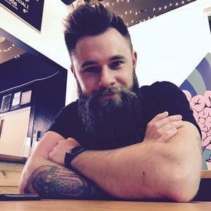 Meet your Posher, Lee