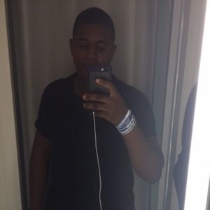 Meet your Posher, Nicholas