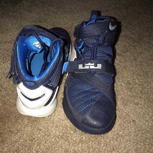 Kids Lebron blue and white Soldiers