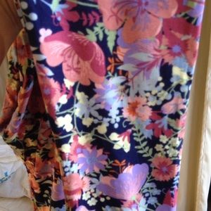 Lularoe OS floral legging