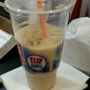 Meet your Posher, Michele