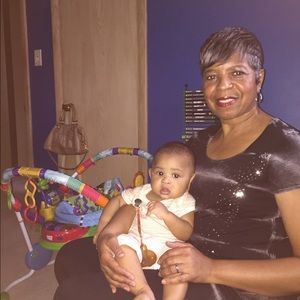 Meet your Posher, Pauline