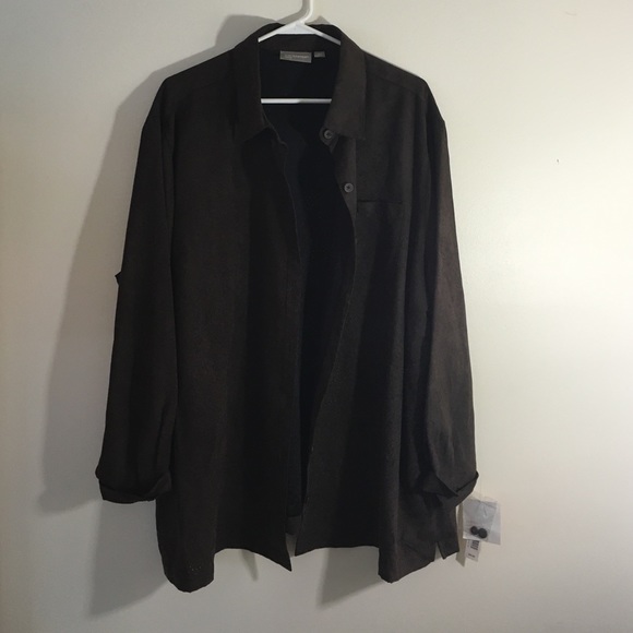 Brown suede-like shirt with cuffed sleeves
